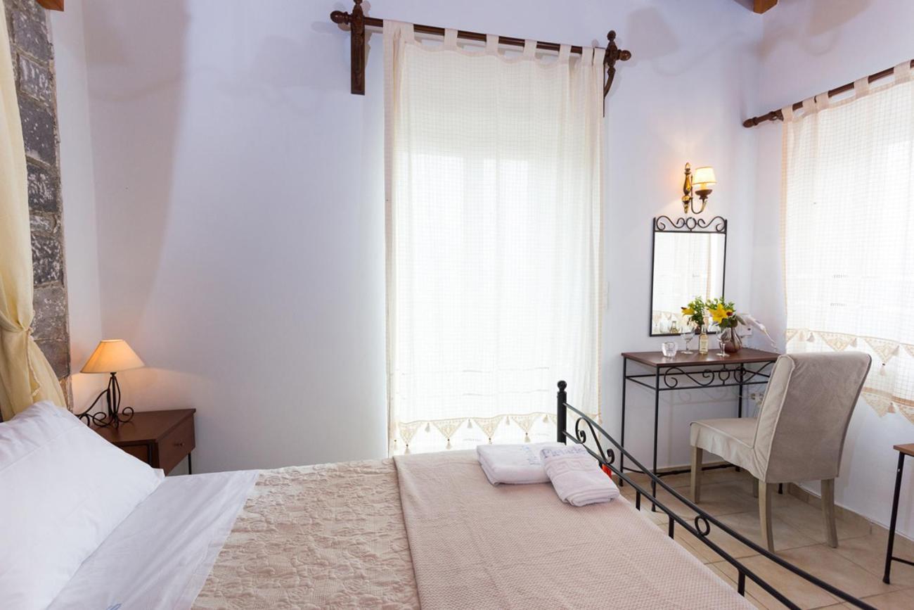 Pleiades Seaside Residences In Mani Agios Nikolaos  Ruang foto