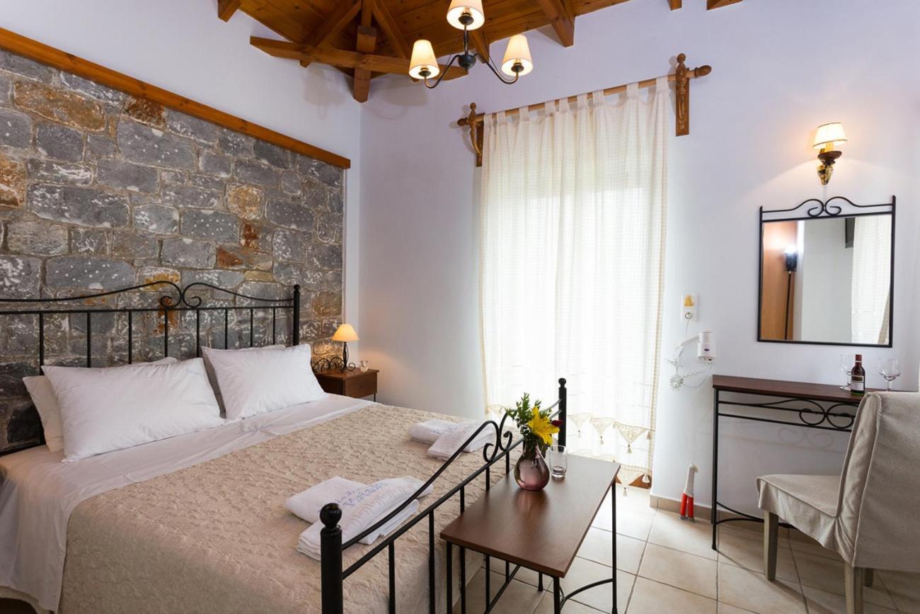 Pleiades Seaside Residences In Mani Agios Nikolaos  Ruang foto