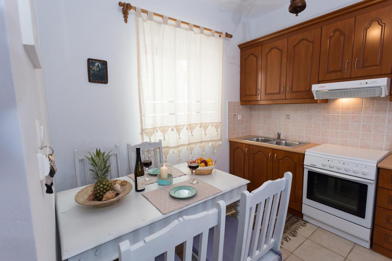 Pleiades Seaside Residences In Mani Agios Nikolaos  Ruang foto